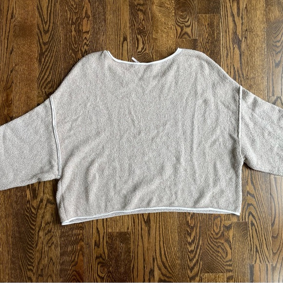 Top - Picture 5 of 5